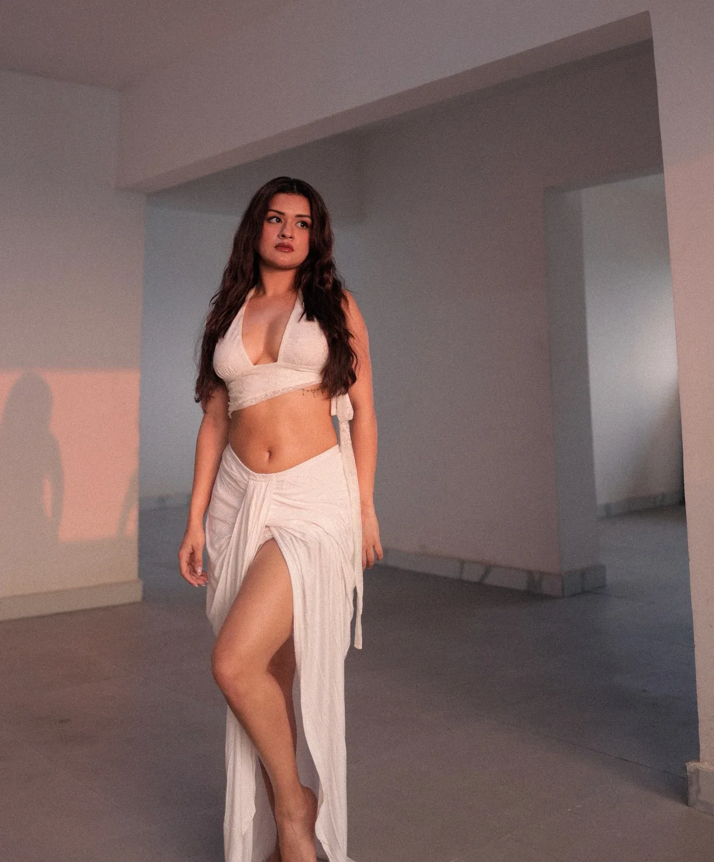 Avneet Kaur Height
